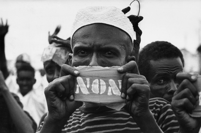 Just Say Non - return of the french by michel (syndicate)