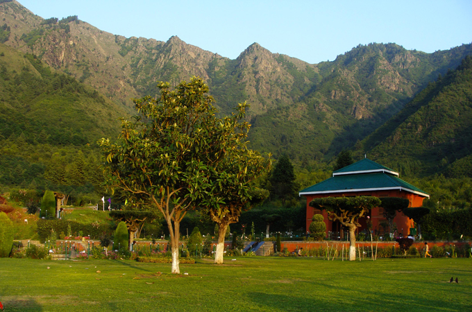 Chashma Shahi Mughal gardens 1 Photo credit: Basit Alvi