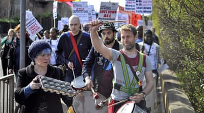 Protesters chant slogans against inhumane detention centres [Simon Hooper/Al Jazeera]