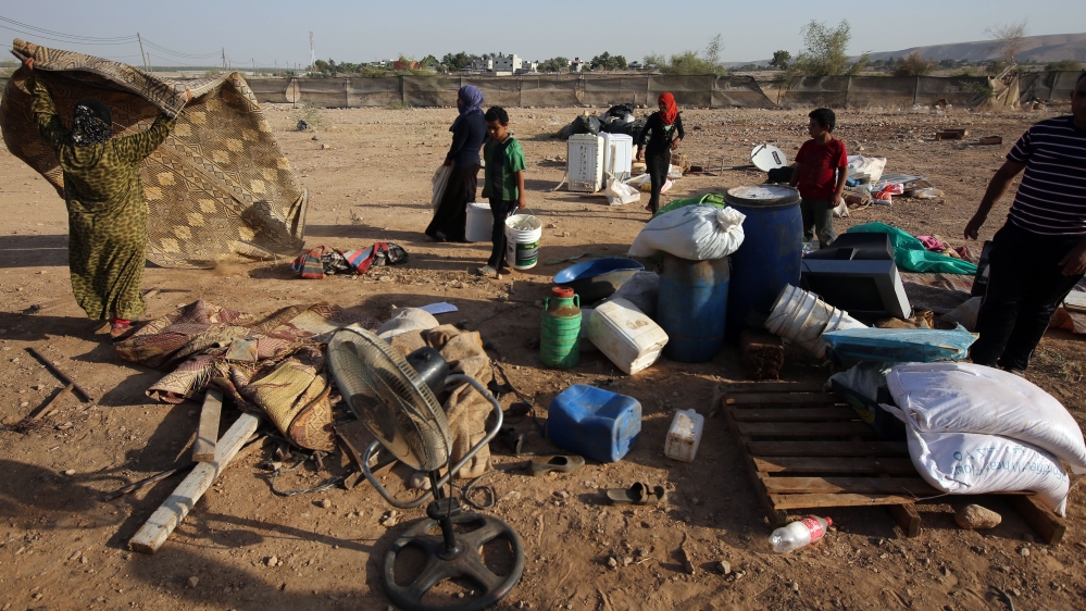 ISRAEL-PALESTINIAN-CONFLICT-BEDOUINS-DEMOLITION