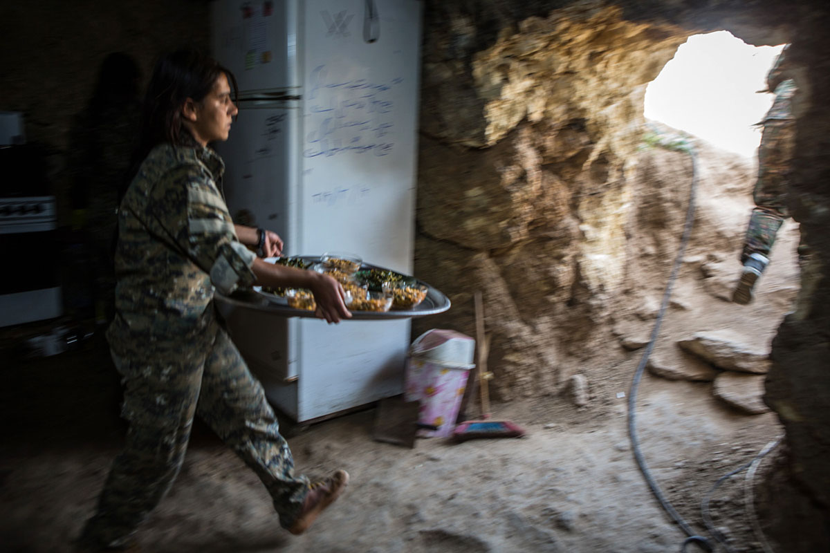 YPJ women kurdish fighters/Please Do Not Use
