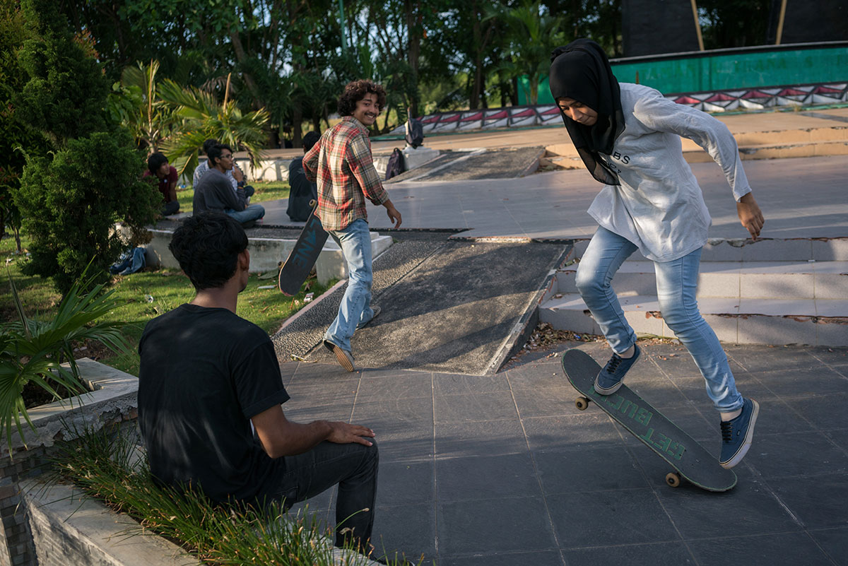 Young lives under the Sharia Law/ Please Do Not Use