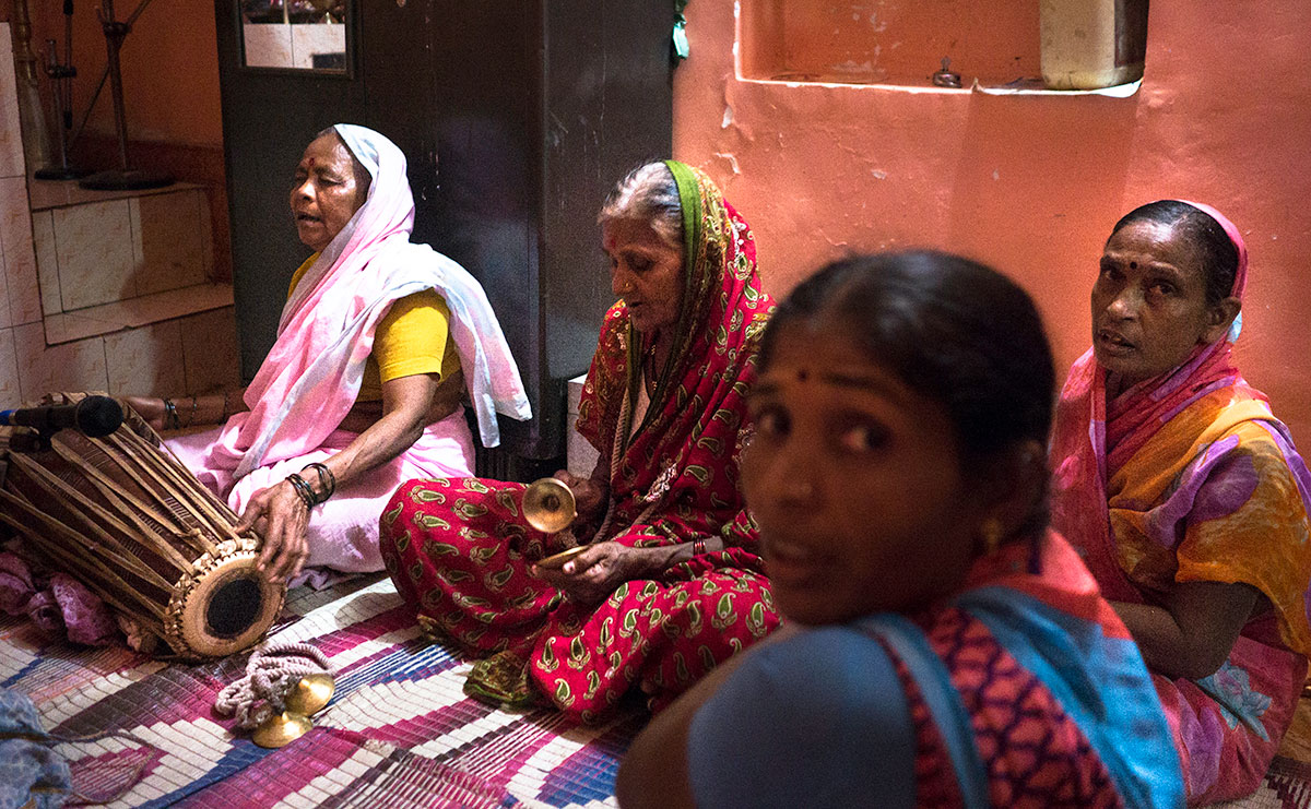 Indian Farmer widows / Please Do Not Use