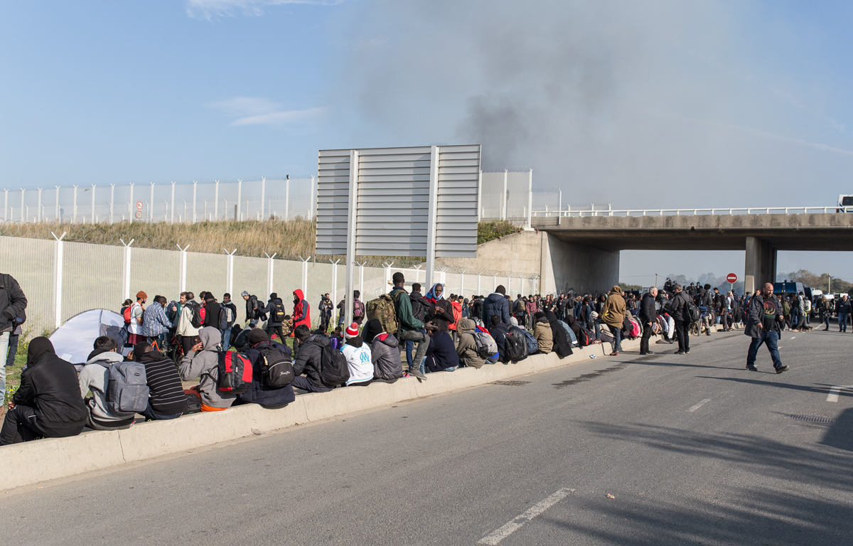 Calais burning