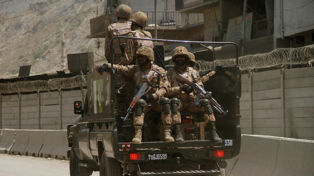 Pakistani soldiers, military, army