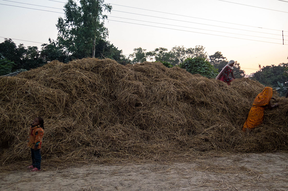 Nepal: Migration sparks unlikely shifts in power/Please DO Not Use