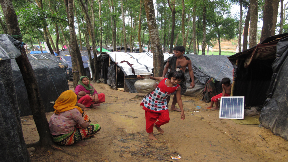More than half a million Rohingya refugees fled Myanmar and crossed over to Bangladesh since August 25 [Annette Ekin/Al Jazeera] 