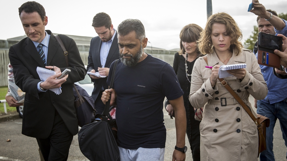 Moazzam Begg speaks to journalists after being released from Belmarsh Prison on October 1, 2014, in London, UK [Rob Stothard/Getty Images]