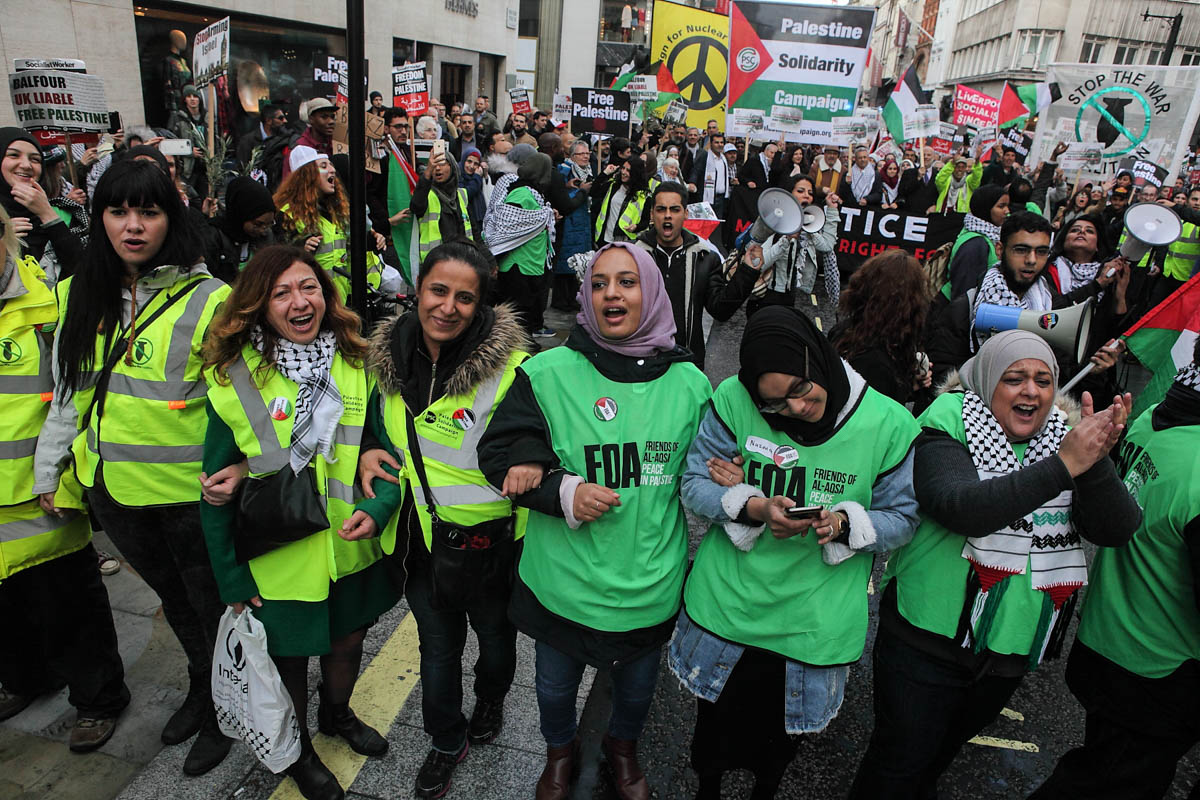 Palestinian activists mark 100 years of the Balfour Declaration in London