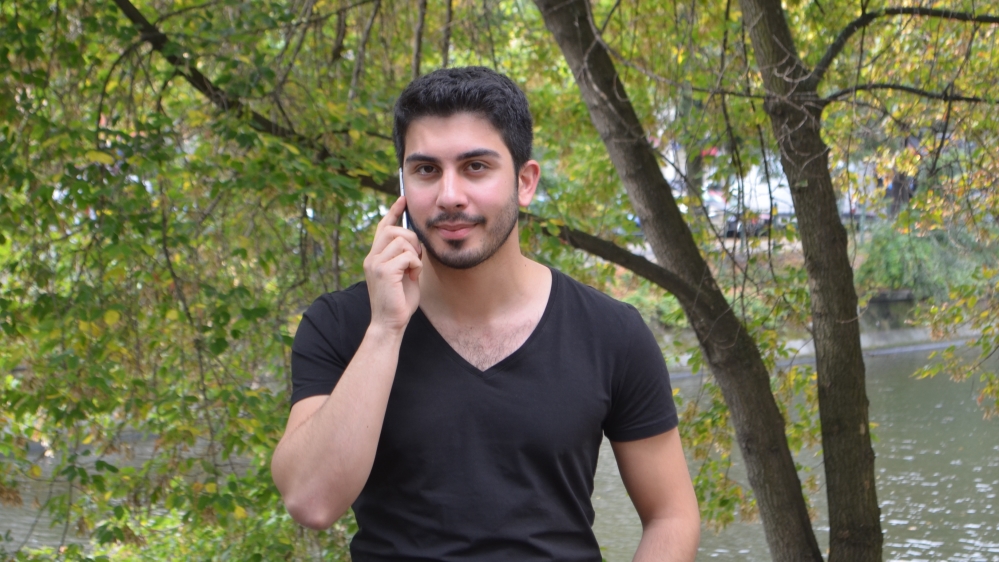 Ali Can refugee hotline