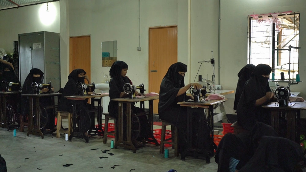 Rohingya women factory