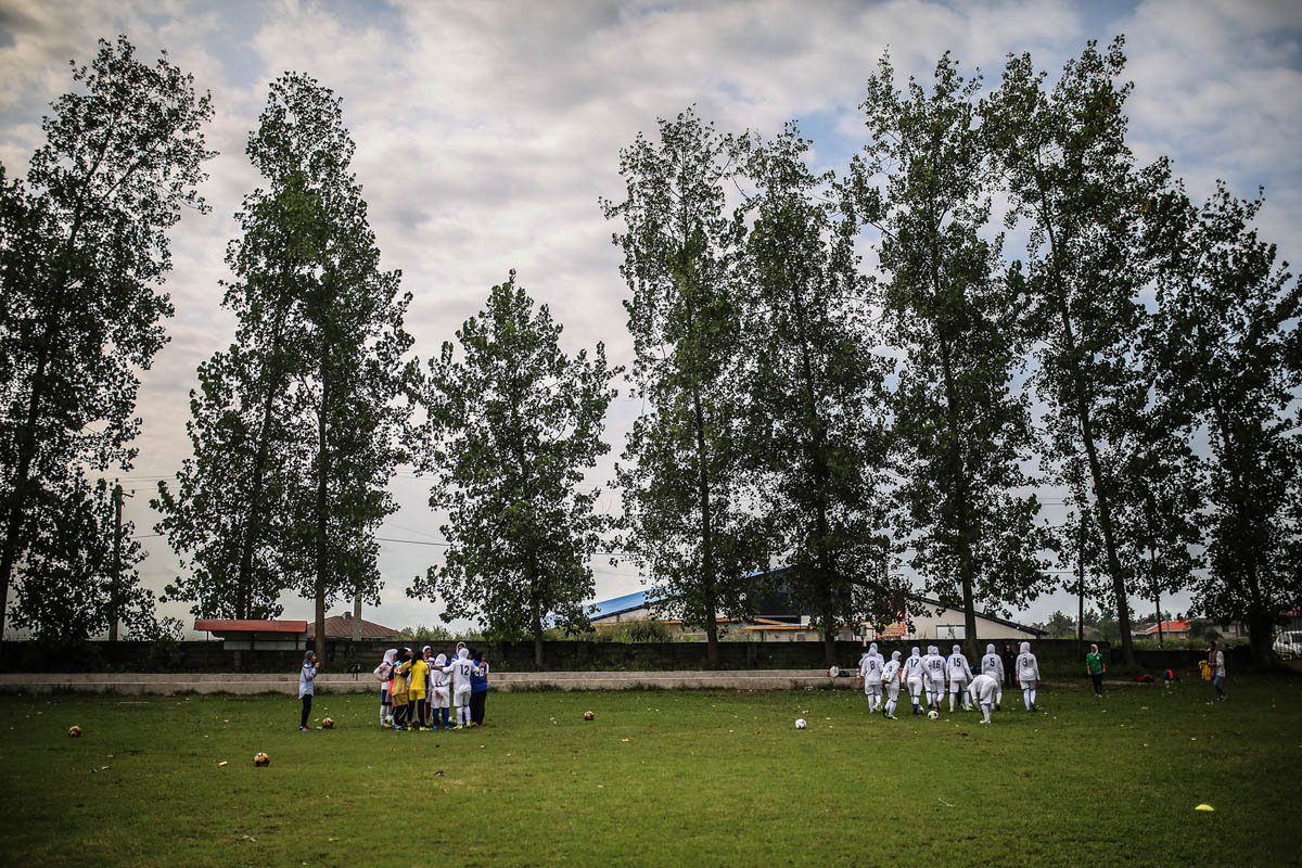 What''s it like to be a female football player in Iran?