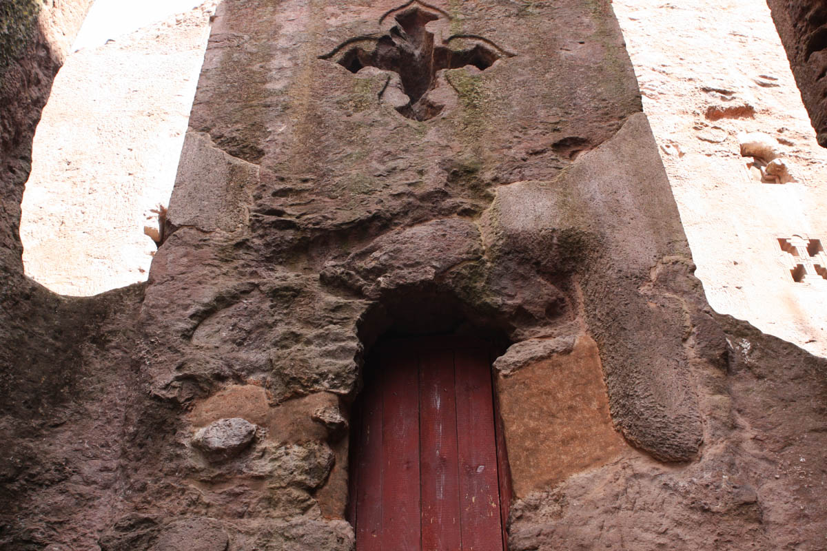 “You have to research the rock and experiment to make sure you get the right color and consistency, which hasn’t happened,” Antonie Garric, a French stonecutter with the Lalibela Mission, says of rece