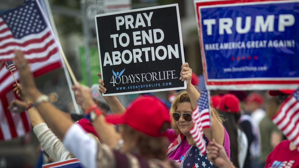 Supporters of US President Donald Trump rally for the re-election of Trump in 2020