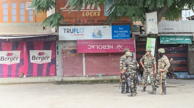 Shops were mostly shut throughout the region during the daytime [Al Jazeera]