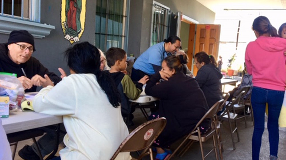 San Diego Border Dreamers saw more than 200 patients in eight hours, treating migrants for physical injuries and illnesses as well as mental health issues