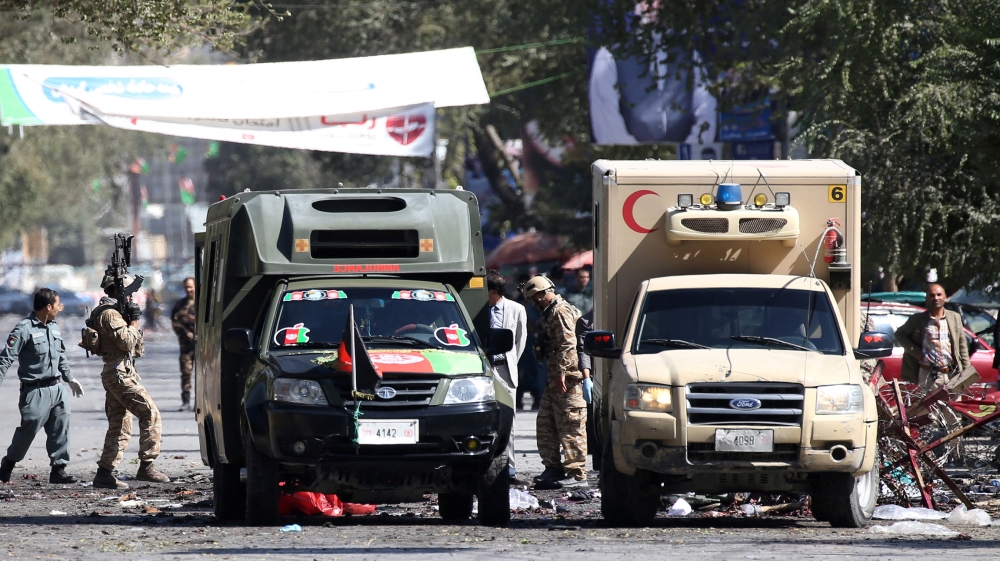 Afghan security forces remove the remains of bodies from the site of a blast in Kabul, Afghanistan September 17, 2019. REUTERS/Omar Sobhani