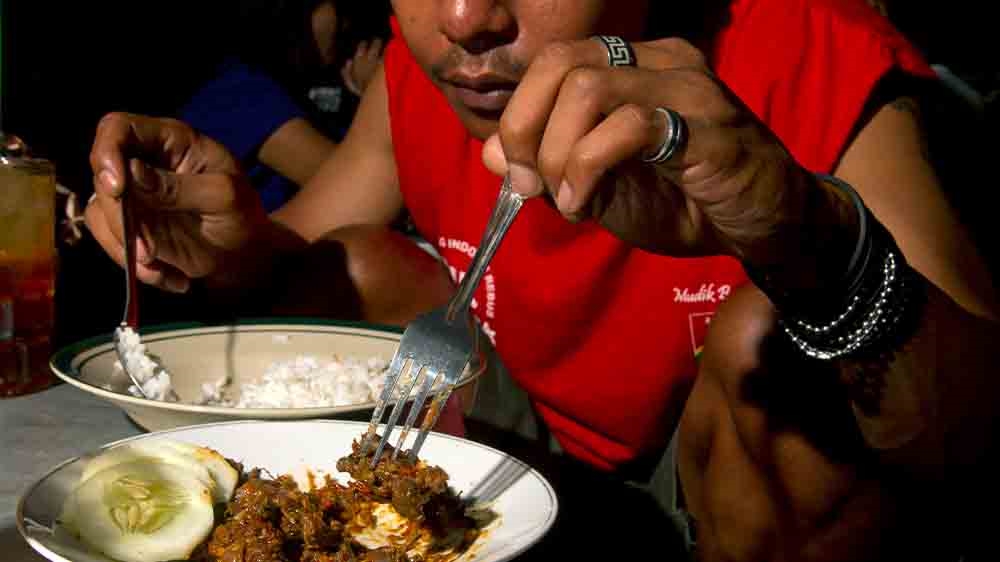 People who eat dog in Indonesia sometimes claim it brings health benefits