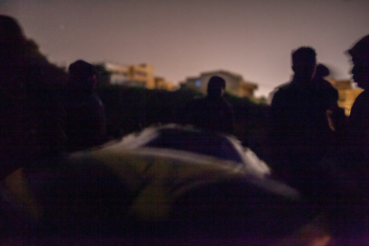 The destiny of all will be water, since facing the Mediterranean in a plastic tank is safer than staying on land. A group of sub-Saharan youths just before entering the water with the intention of rea