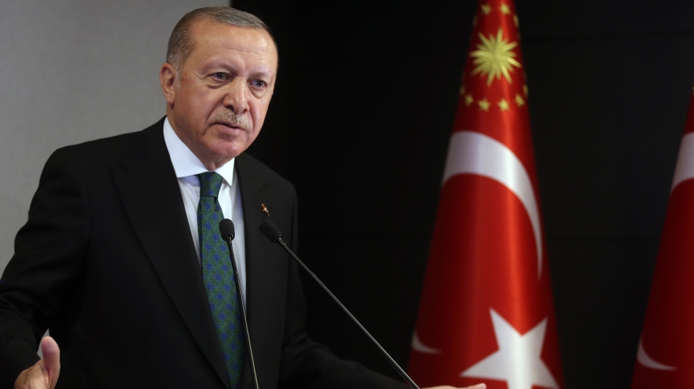 Turkish President Recep Tayyip Erdogan said a schedule for returning to normal will be announced soon [Anadolu Agency]