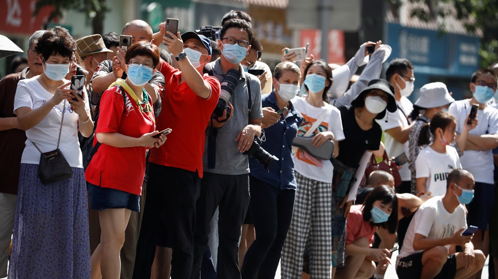 Crowds gathered near the consulate on Monday morning as the deadline for the US to vacate the building neared