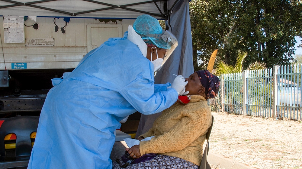 An overwhelming majority of these infections and fatalities – 611,500 cases and 13,200 deaths – have been reported in the state of South Africa alone