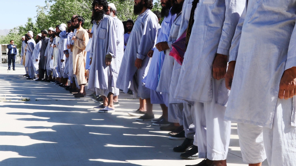 Taliban prisoners released by the Afghan government