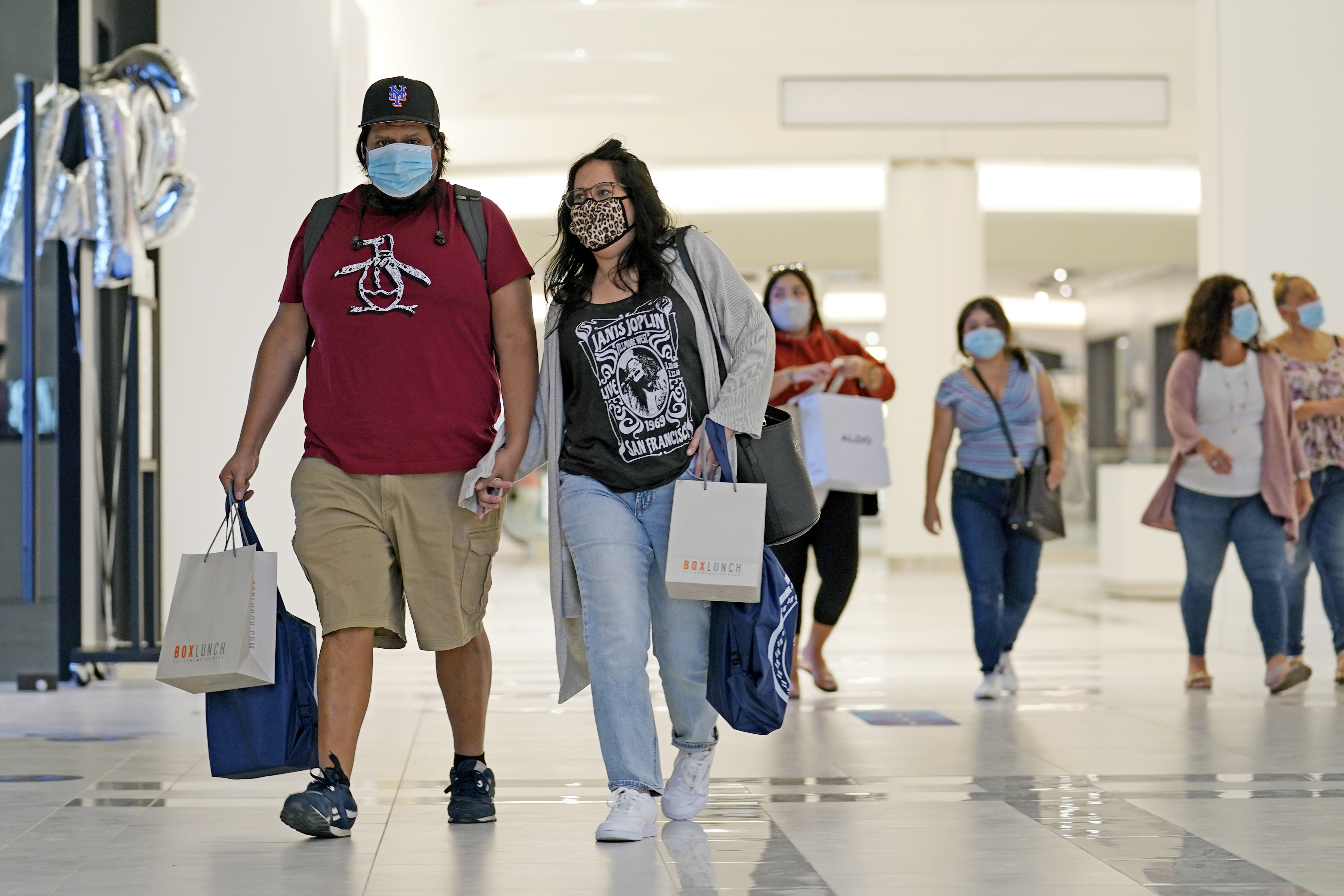 Virus relief aid from Congress helped power the US economy in the third quarter – putting money in people’s pockets to help unleash pent-up demand as lockdown restrictions were rolled back