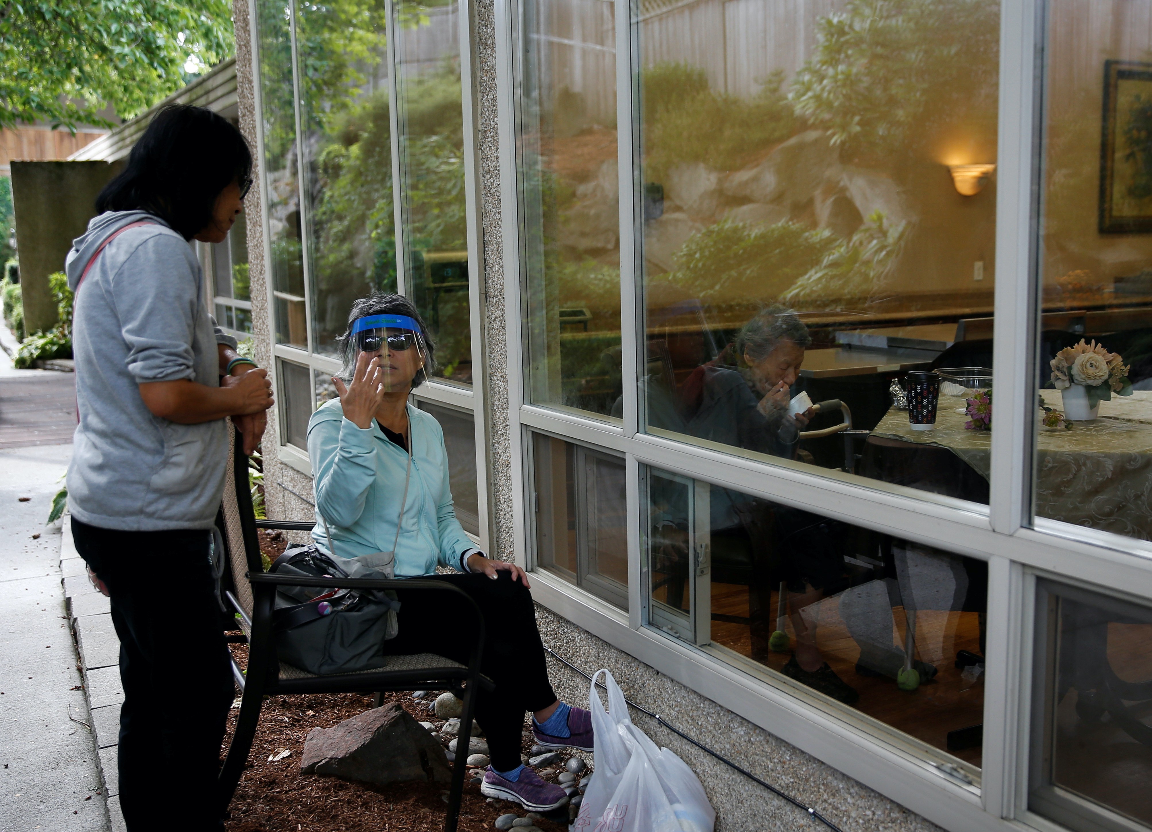 The current economic crisis will accelerate the depletion of Social Security funds, predicts a new think-tank brief