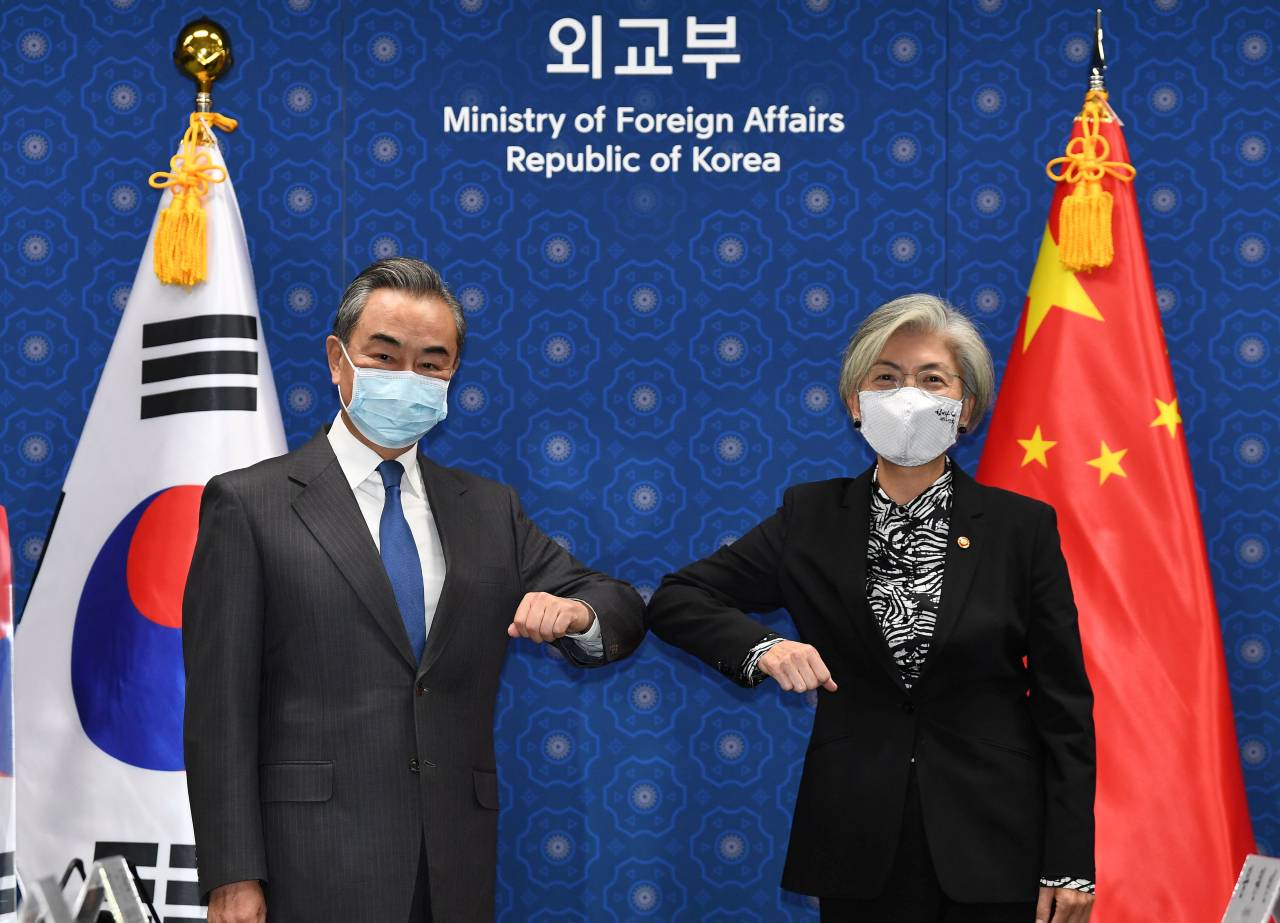 China and South Korea have traditionally been suspicious of each other but in recent years they have found common ground in economic cooperation and denuclearisation in the Korean Peninsula