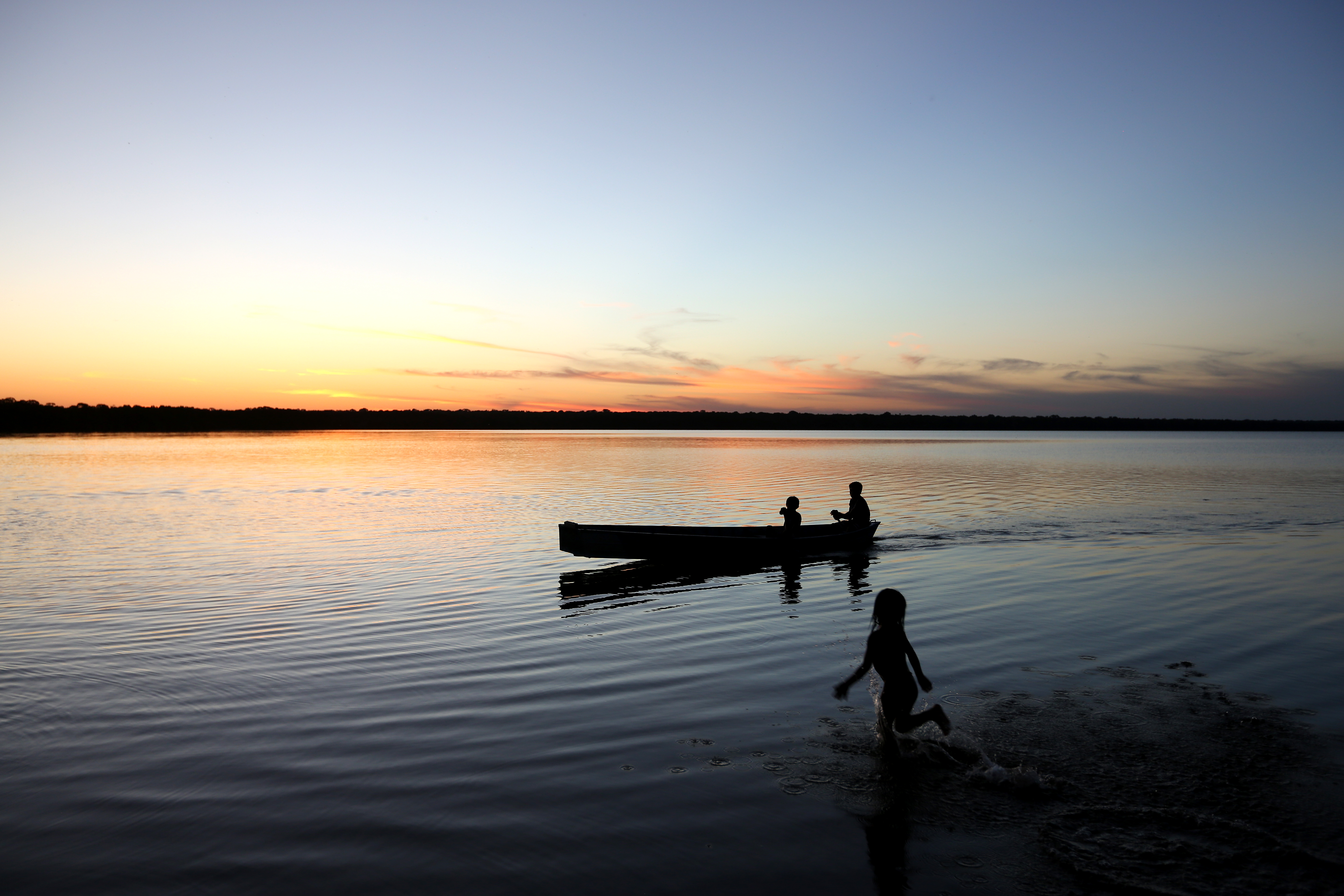 A view of a lake in the afternoon, Brazil