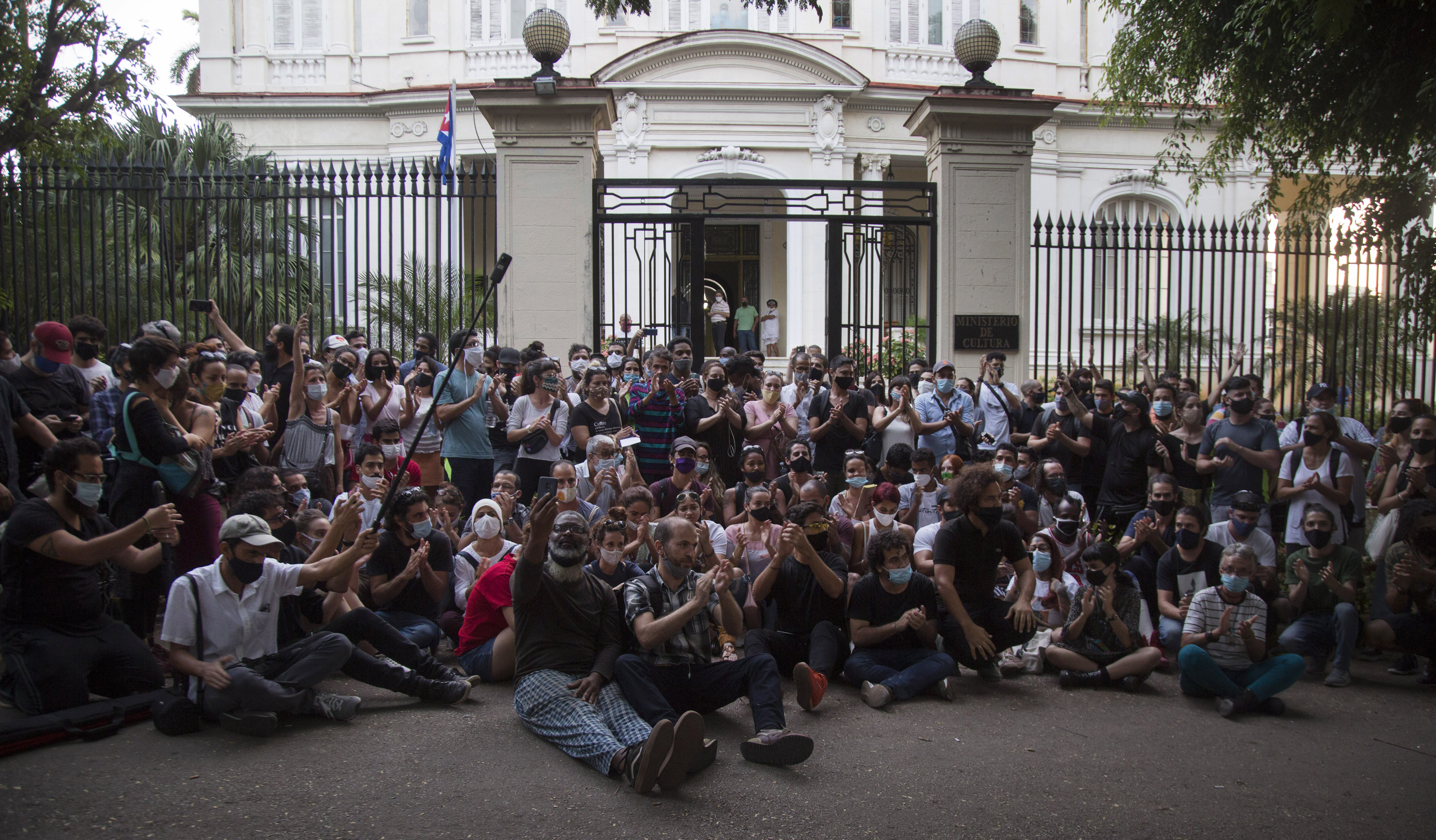 Young artists protested in front of the doors of the Ministry of Culture in Havana in November against the detention of artists and activists