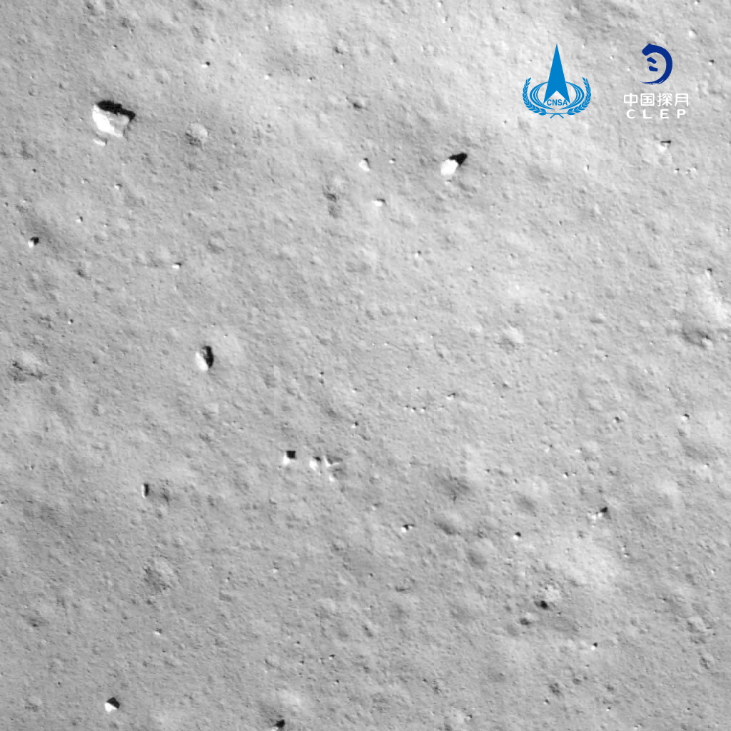 A second image from the Chang’e-5 spacecraft. The mission aims to collect space material and bring it back to Earth – the first time since the 1970s