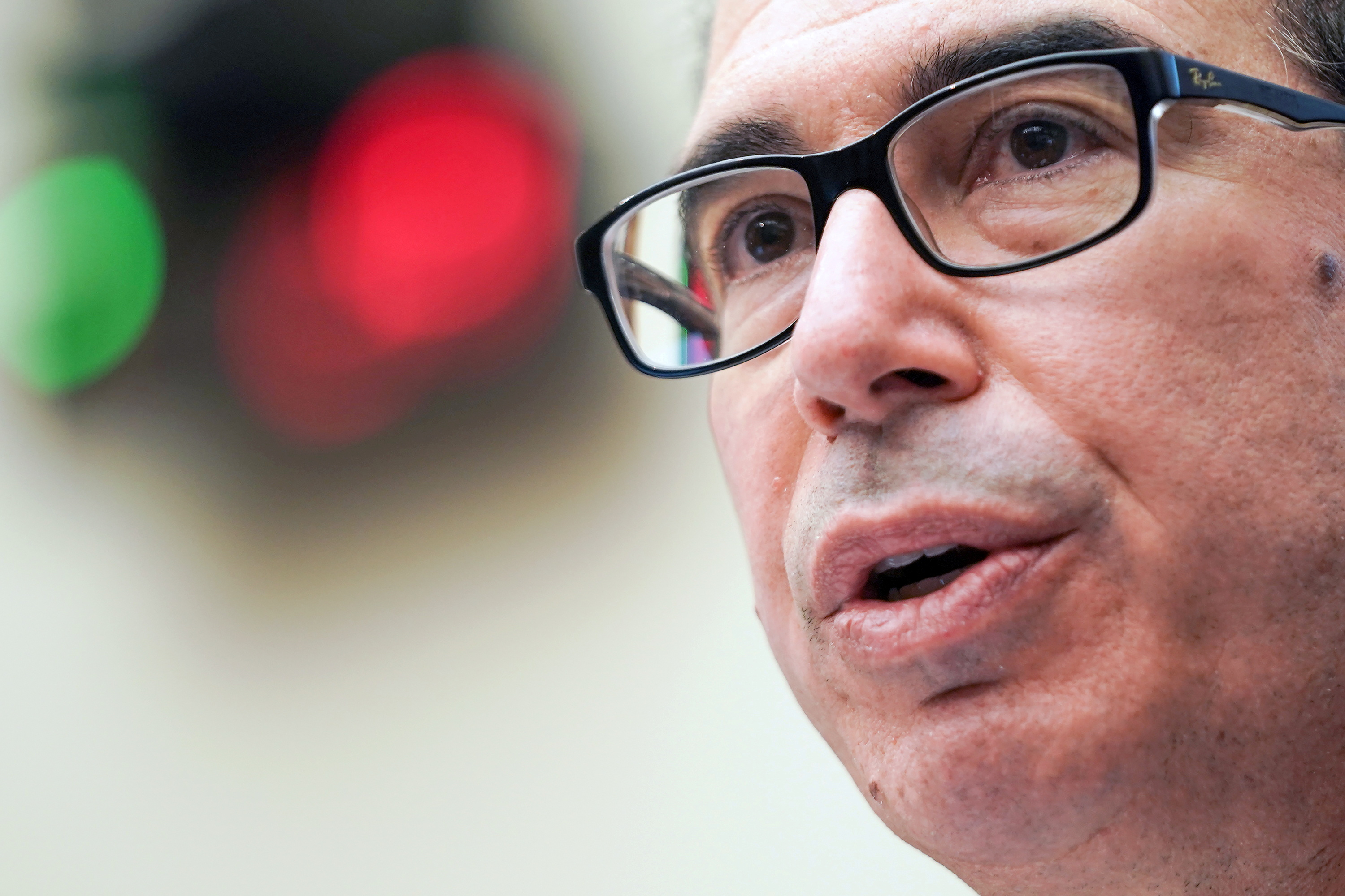 Treasury Secretary Steven Mnuchin has proposed a pared-down $916bn bill to House Democrats