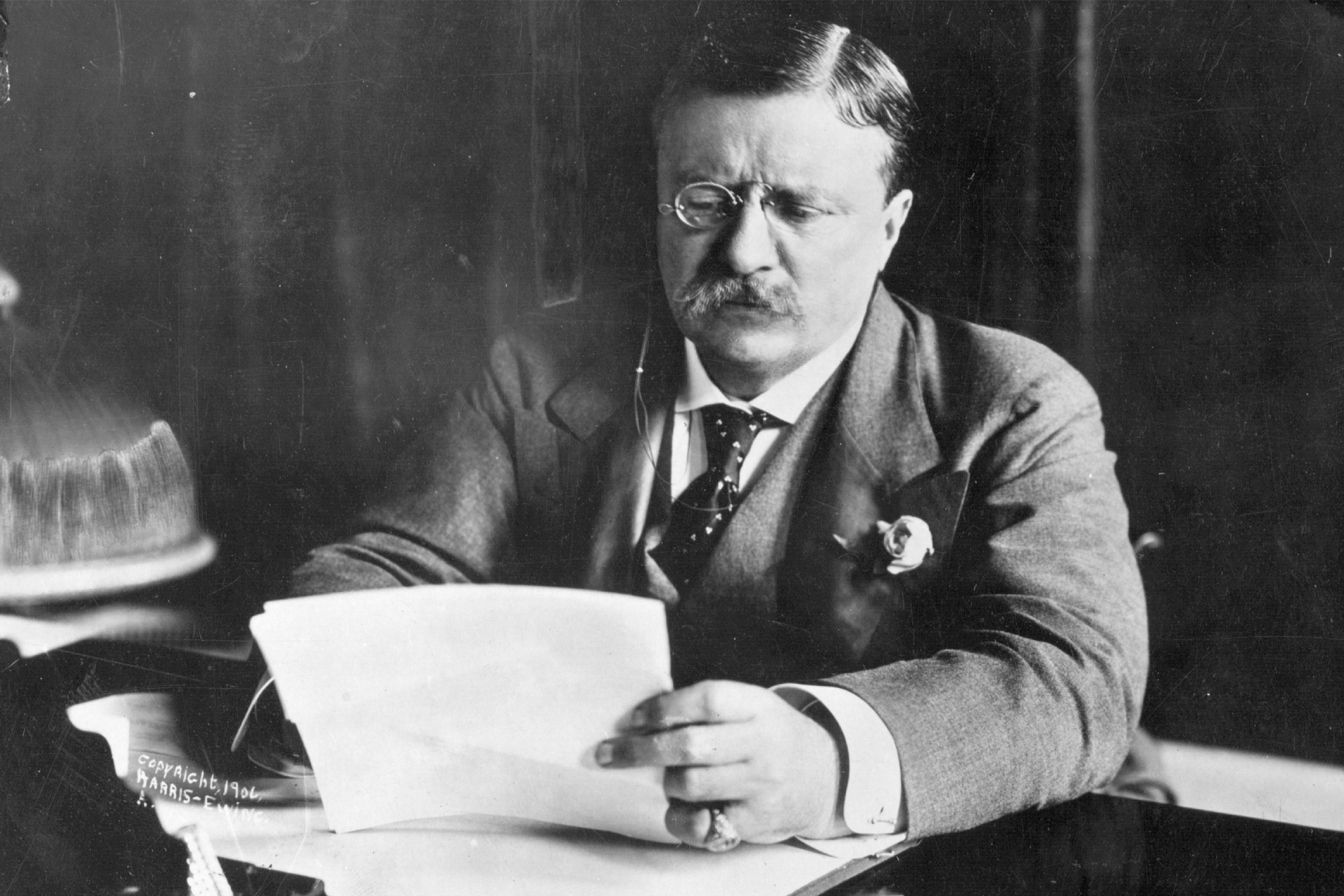 Circa 1905: Theodore Roosevelt (1858-1919), the 26th president of the United States (1901-09) sitting at his desk working [File: Hulton Archive/Getty Images]
