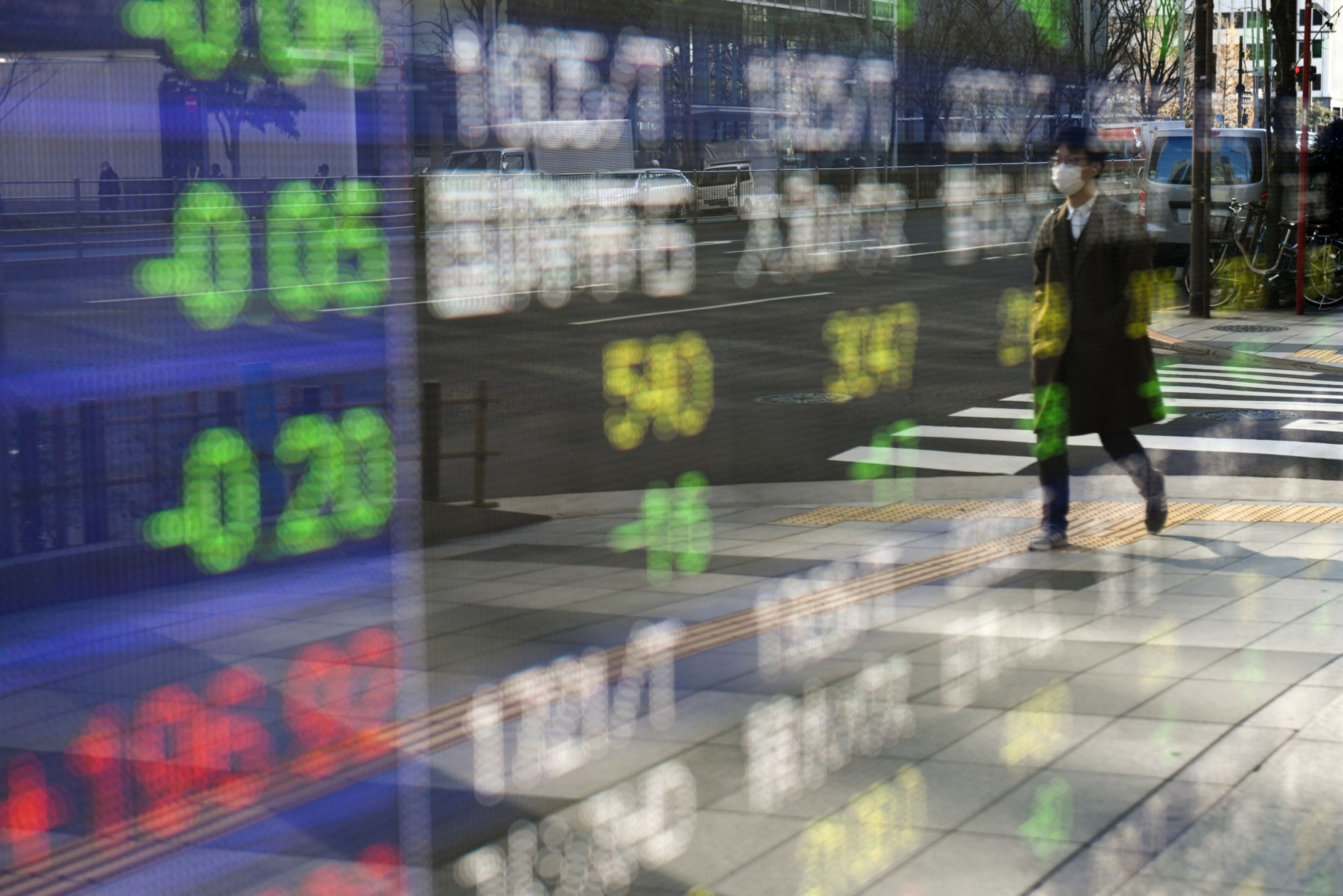 Asia wary ahead of ECB meeting, U.S. inflation data