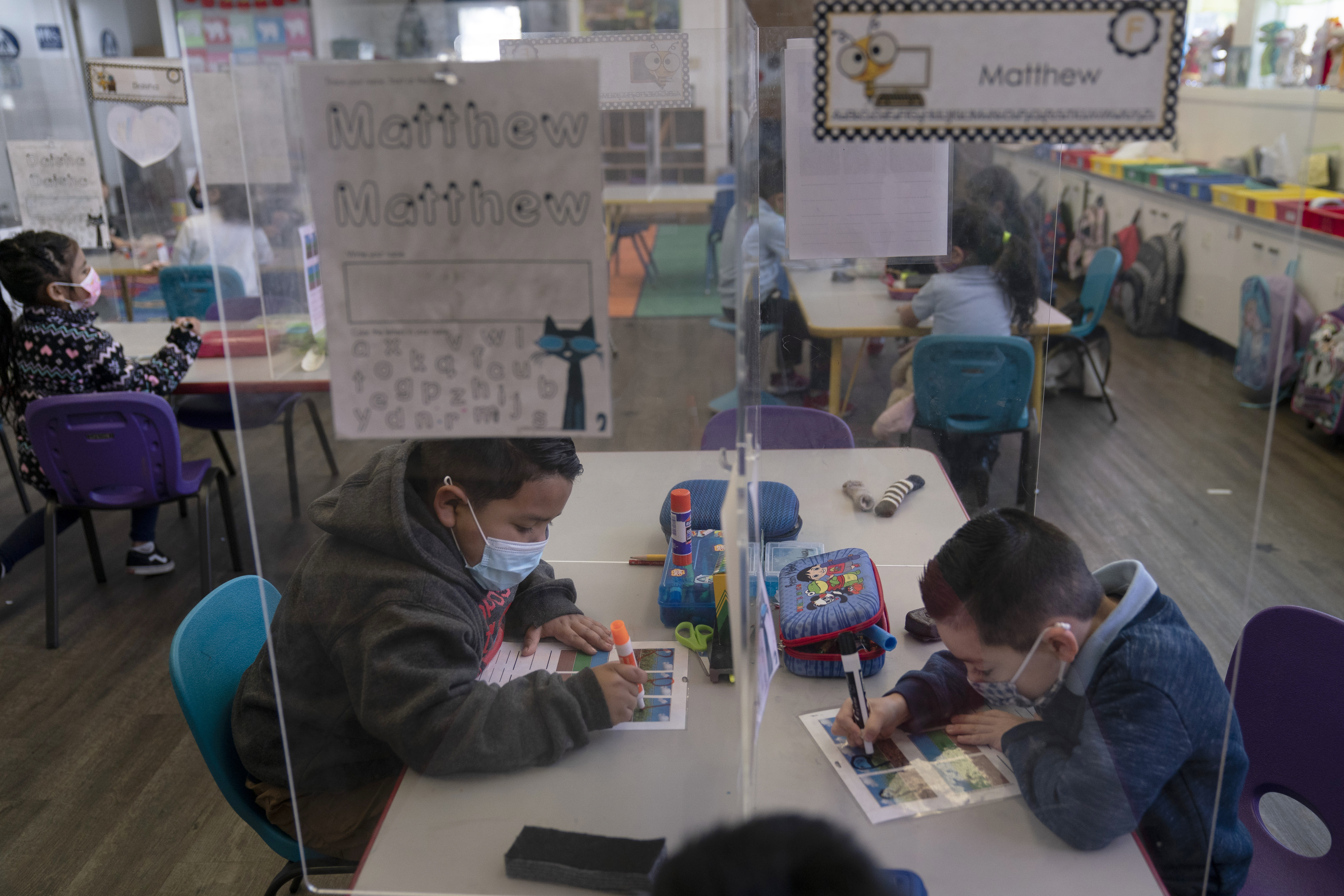 In recent months, schools in some states have been disregarding the CDC guidelines, using 1 metre as their standard