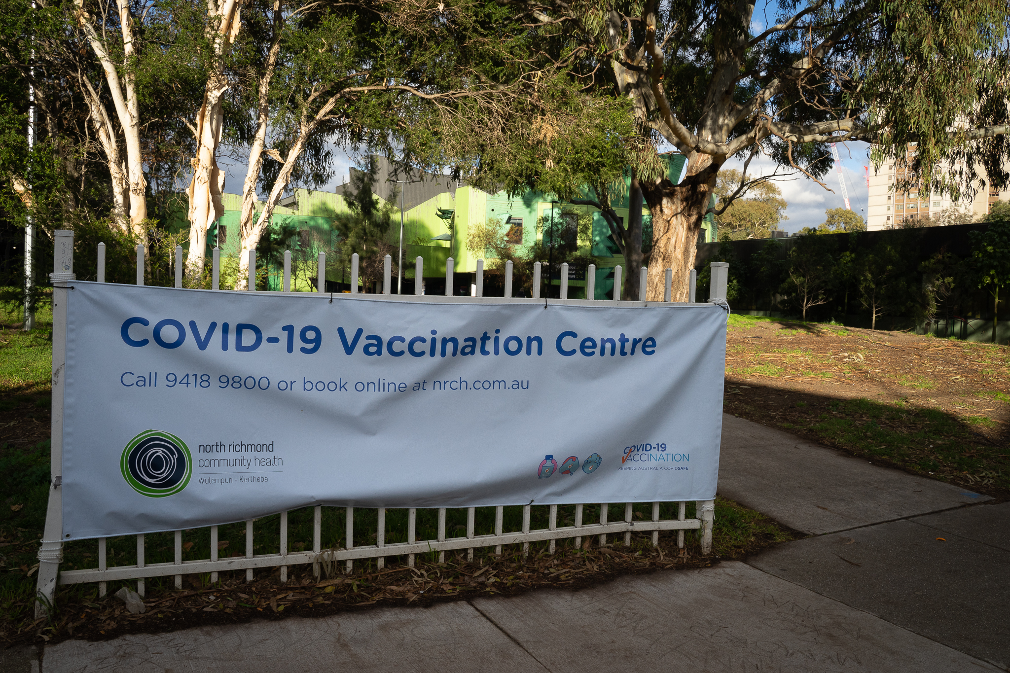 A Medically Supervised Injecting Room (MSIR) has been established in the last two years in the inner-city suburb of North Richmond. As well as providing a safe and clean place to inject, the MSIR aims to connect intravenous drug users with services such as housing and it is also administering COVID-19 vaccines
