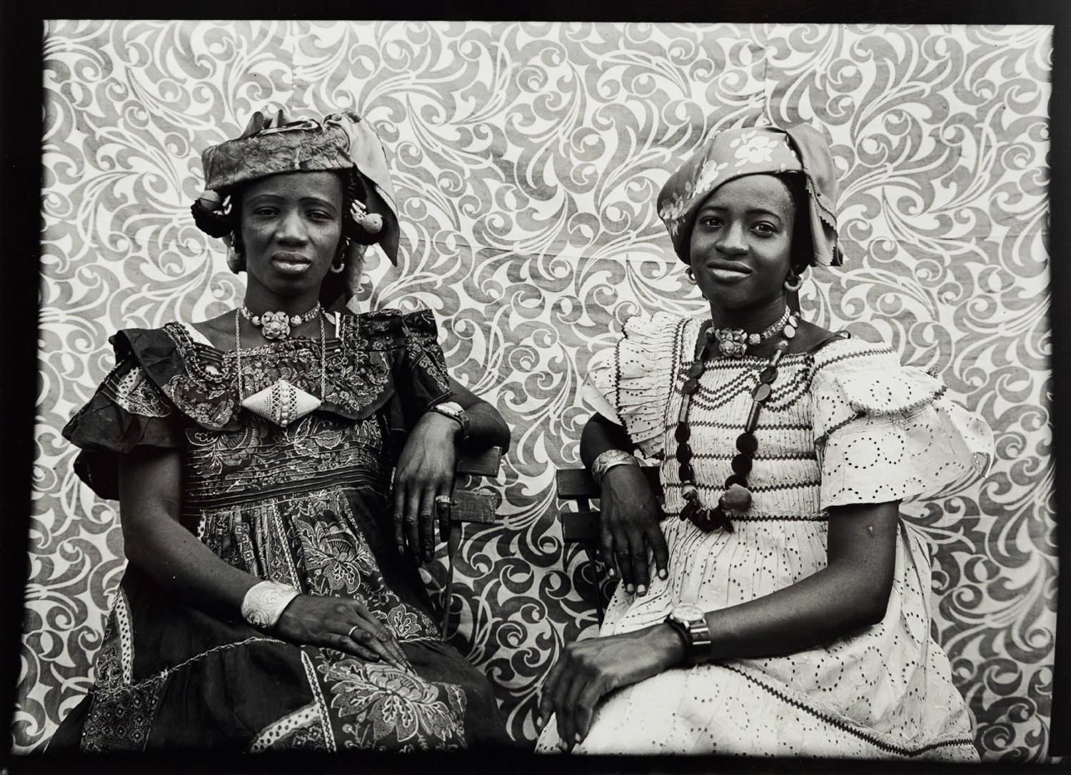 Untitled #460, 1956/1957, Seydou Keïta, Mali, Copyright Seydou Keïta/SKPE
