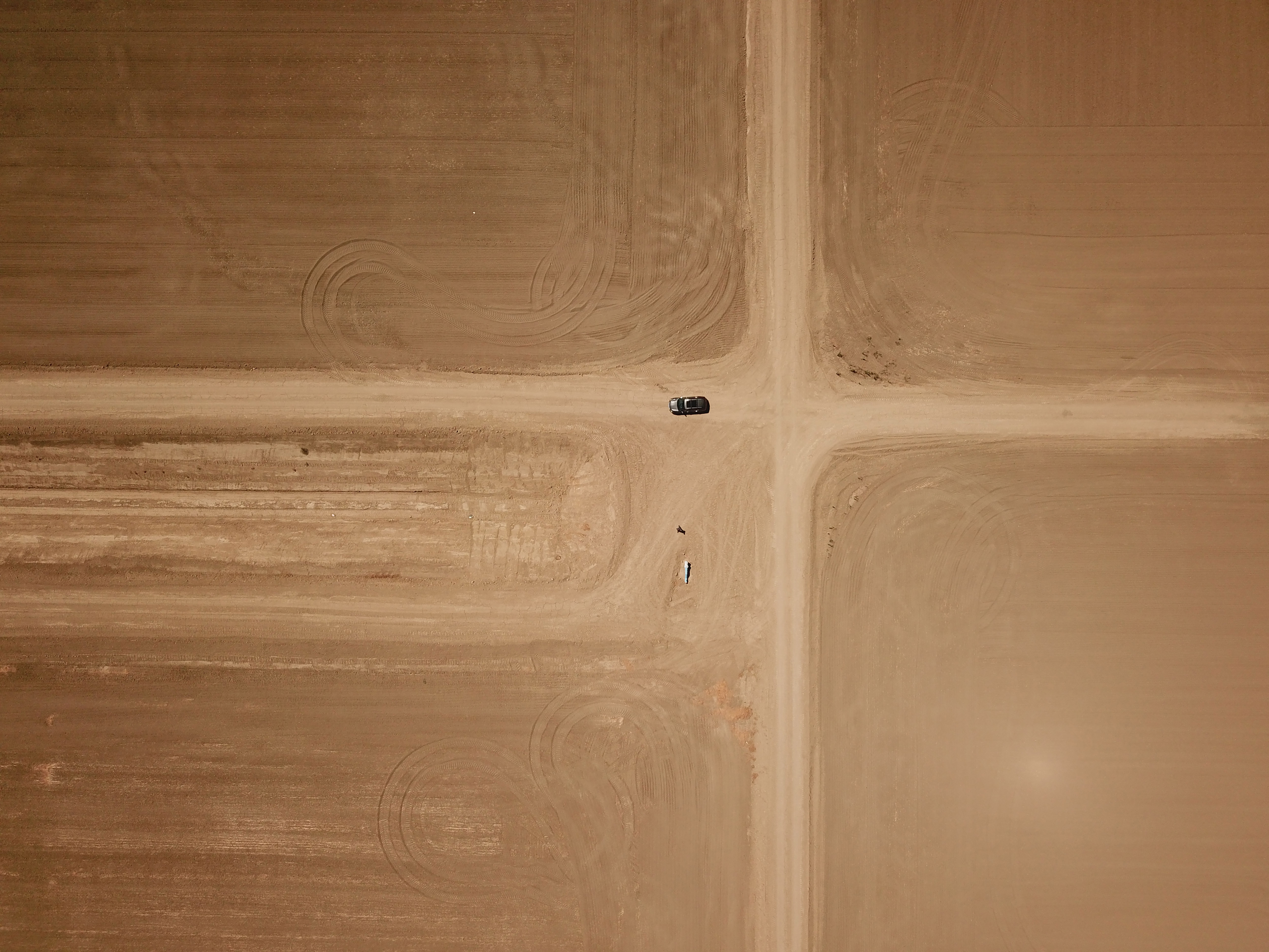 A barren field in the town of Huron, California in the drought-stricken Central Valley.