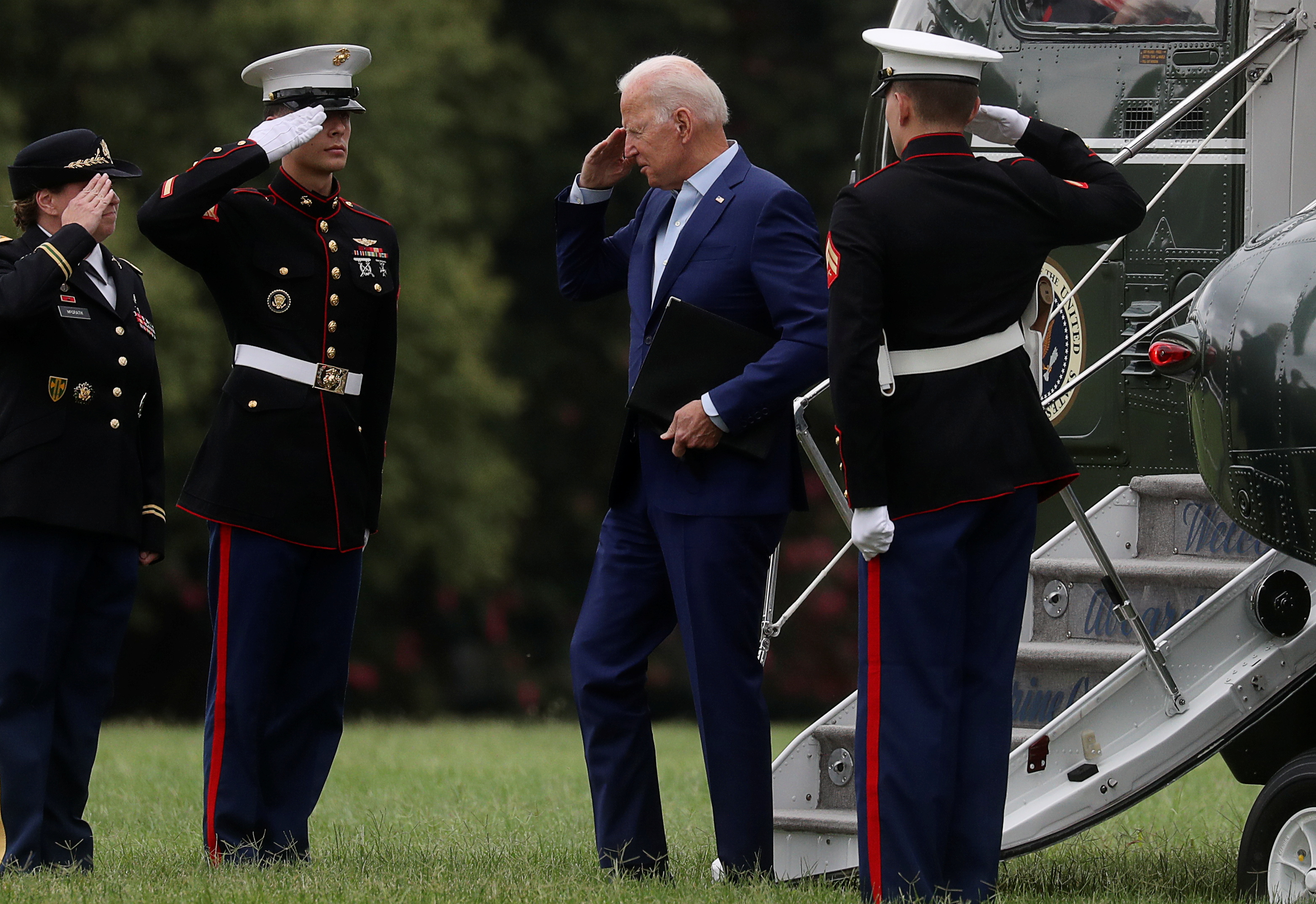 US President Joe Biden arrives at Fort McNair on his way back to the White House to deliver a statement on Afghanistan, in Washington, DC, August 16, 2021 [Leah Millis/Reuters]