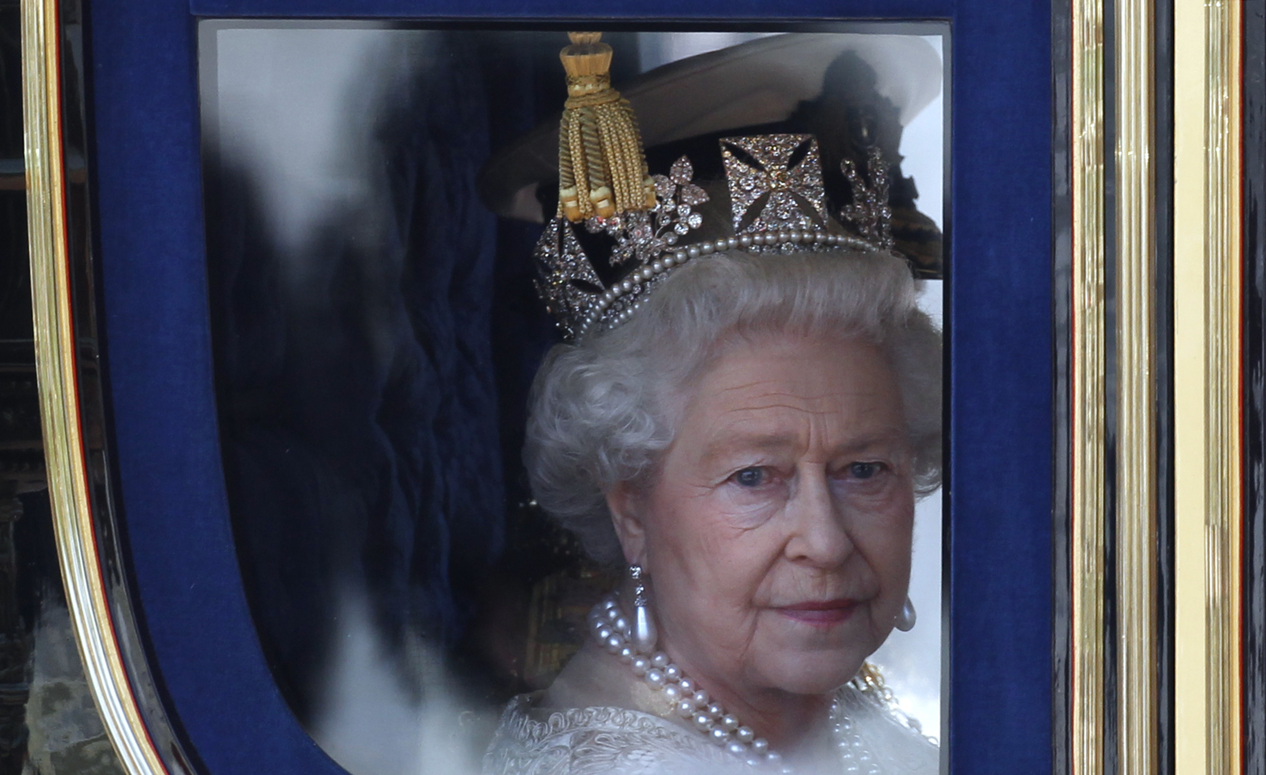 Queen Elizabeth II was the longest-serving monarch in Britain's history [File: Suzanne Plunkett/Reuters]