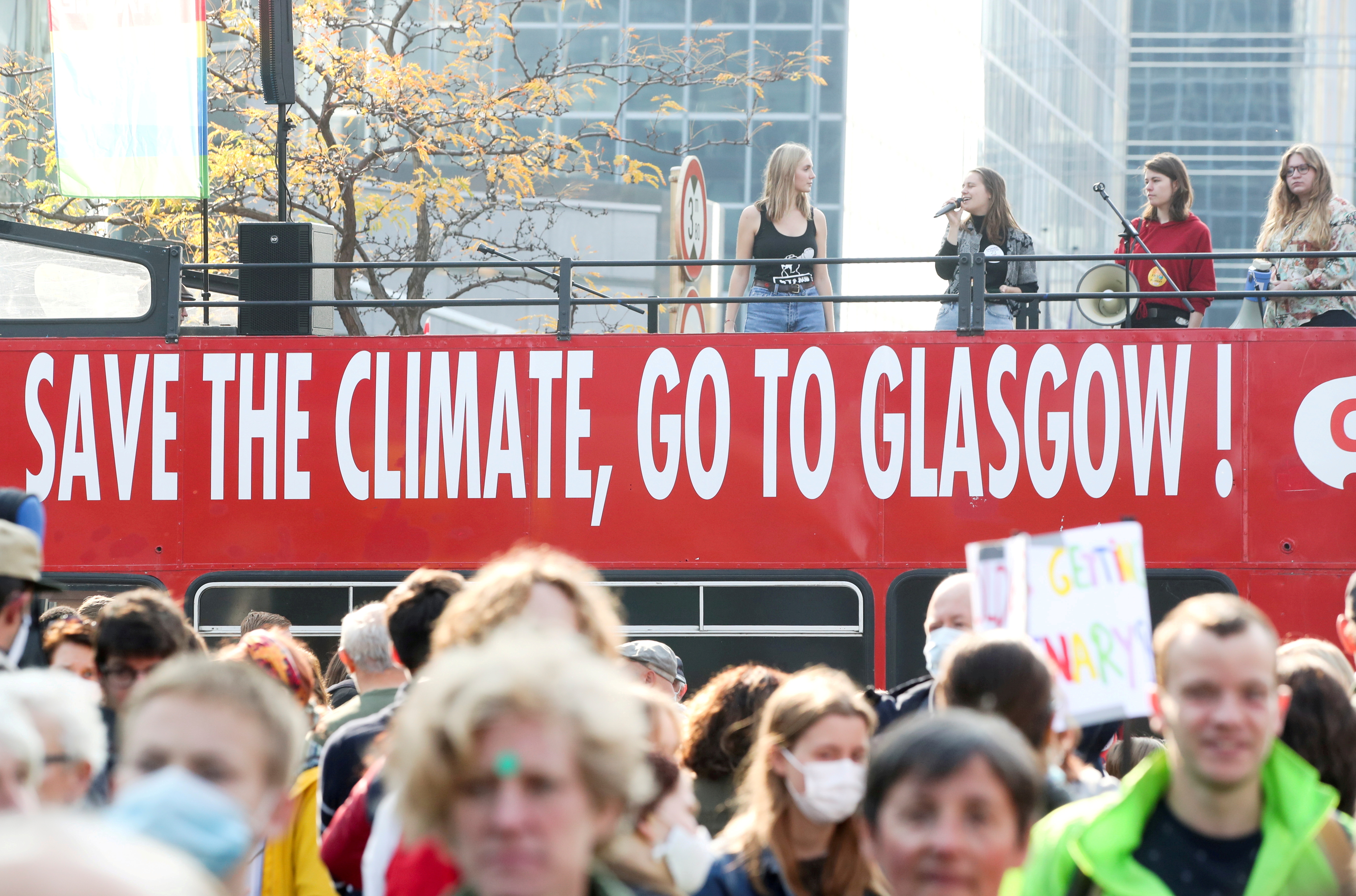 As global leaders gather in Glasgow for the COP26 summit on Sunday to recommit to fighting climate change, Moscow’s emphasis on fossil fuels is what could keep homes in many of the world’s largest economies warm this winter