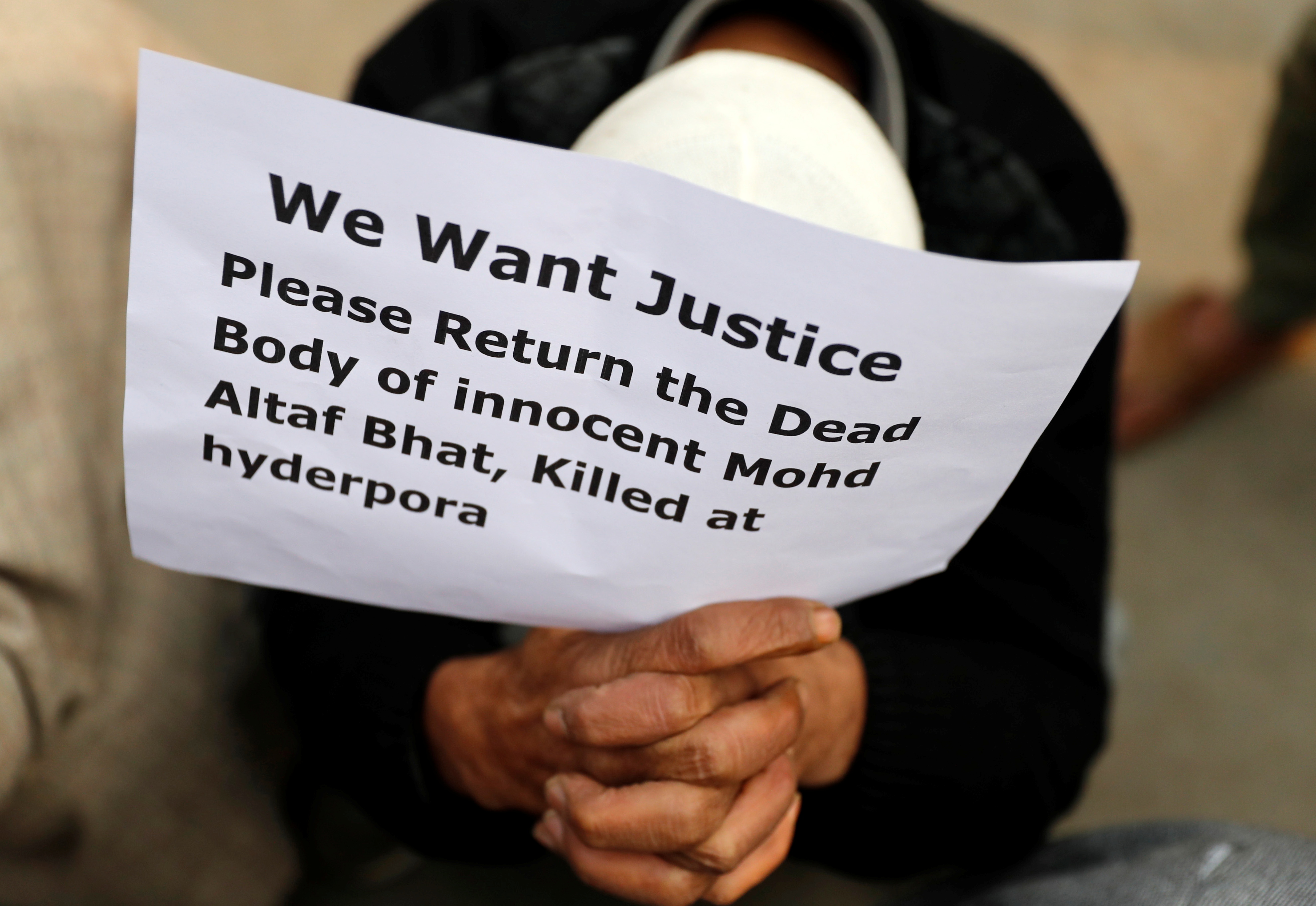 As outrage intensified, the government ordered an investigation into the police raid on Thursday