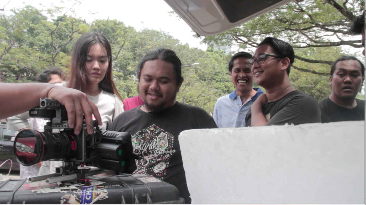 Behind the scenes of Prebet Sapu [Courtesy of Muzzamer Rahman]