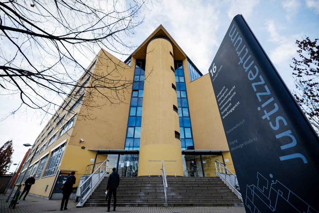 an exterior view of the District Court Halle