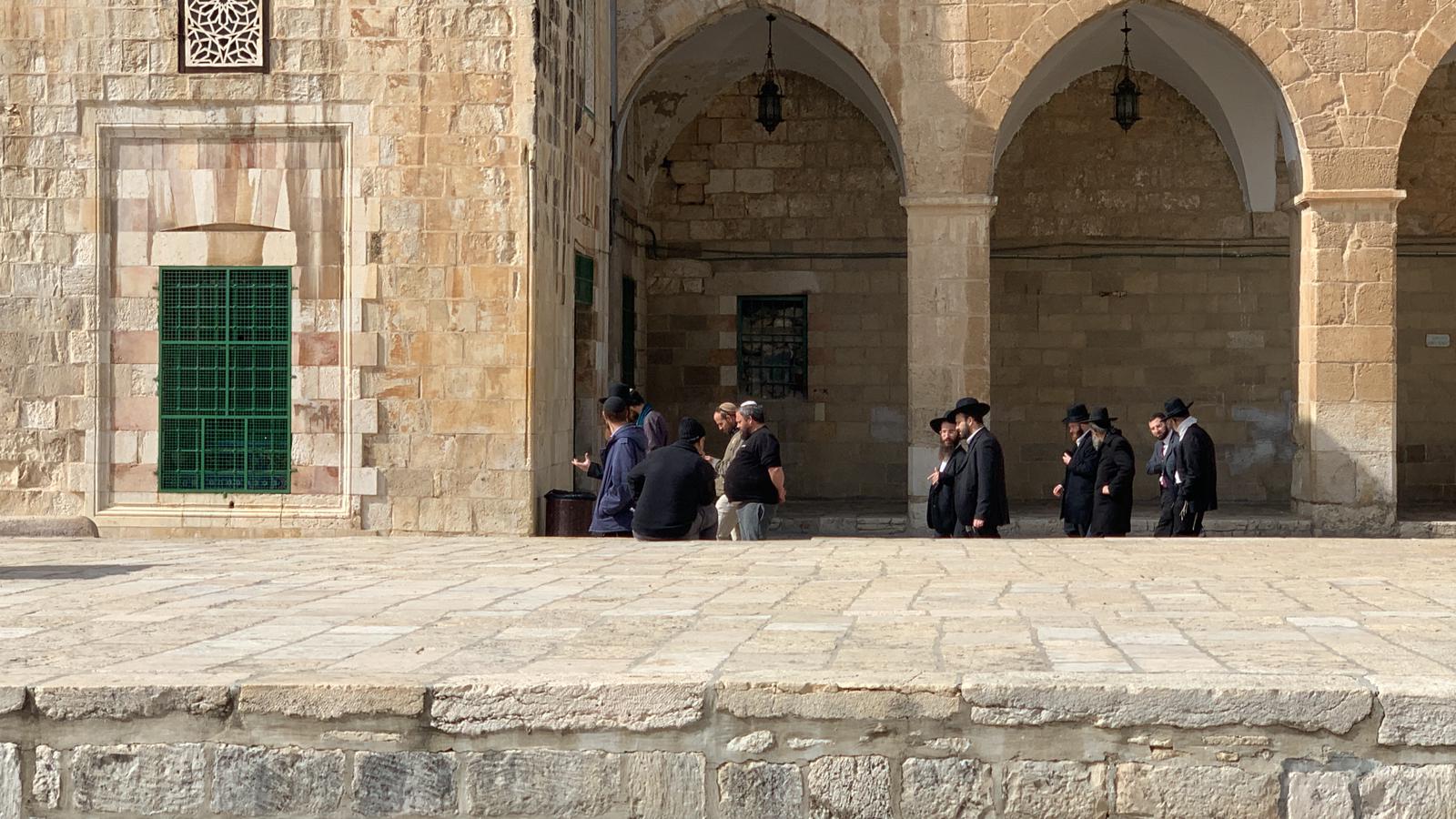 Israel enforces the rule allowing non-Muslims to visit Al-Aqsa but not pray there