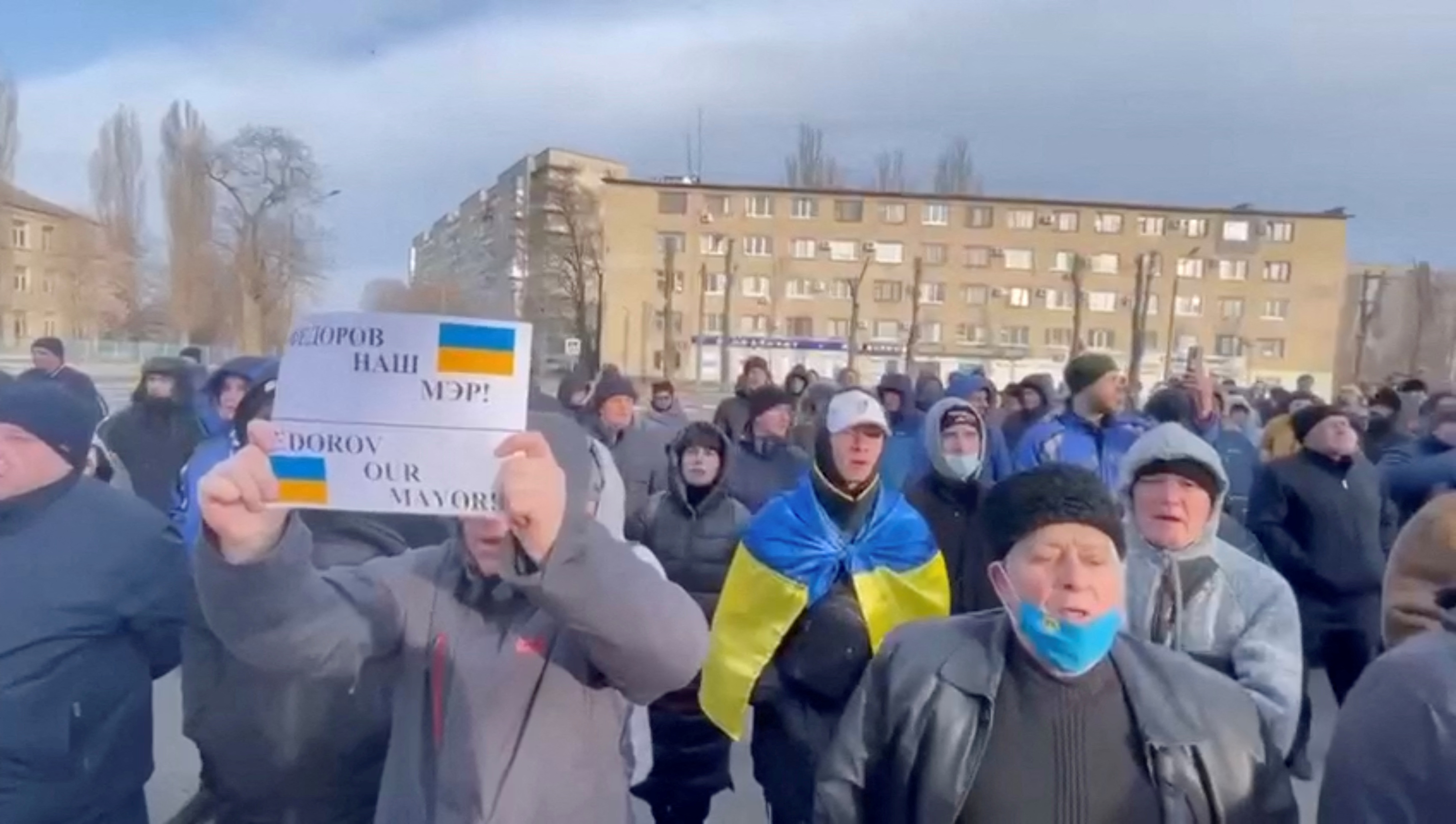 People protest the abduction of Mayor Ivan Fedorov, outside the Melitopol regional administration