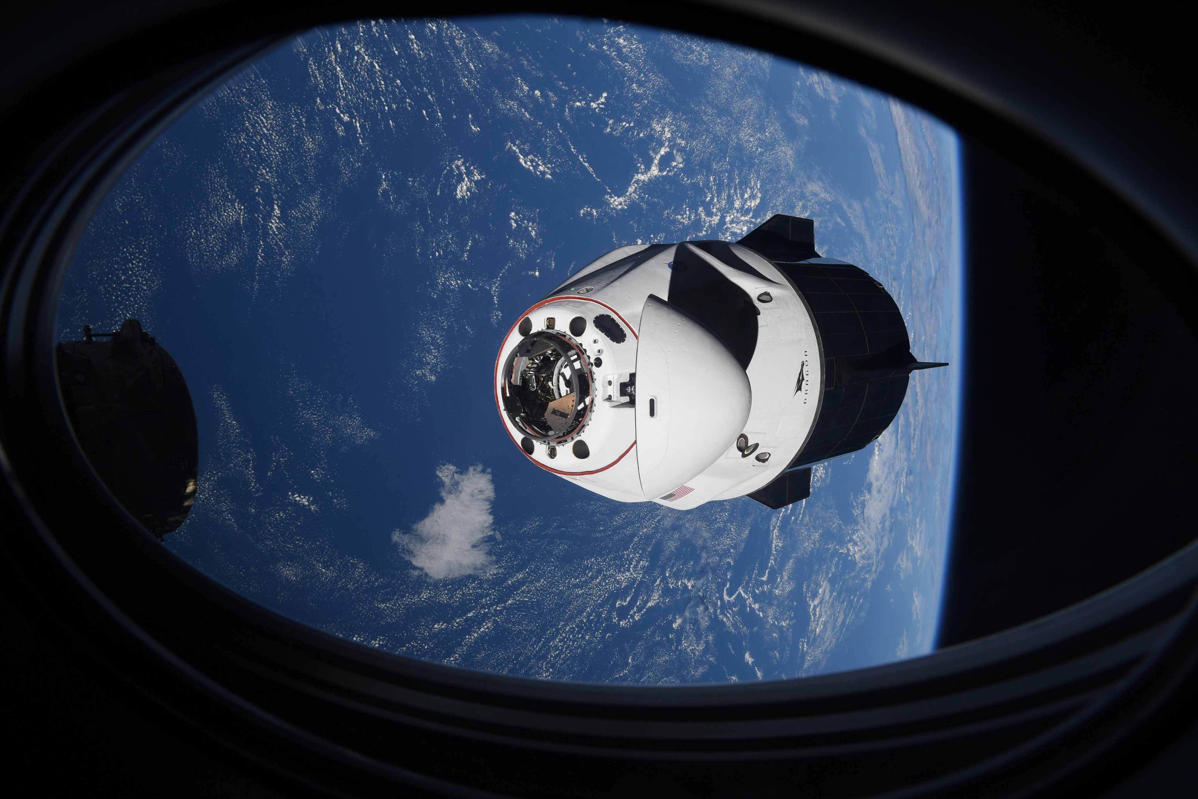 SpaceX capsule