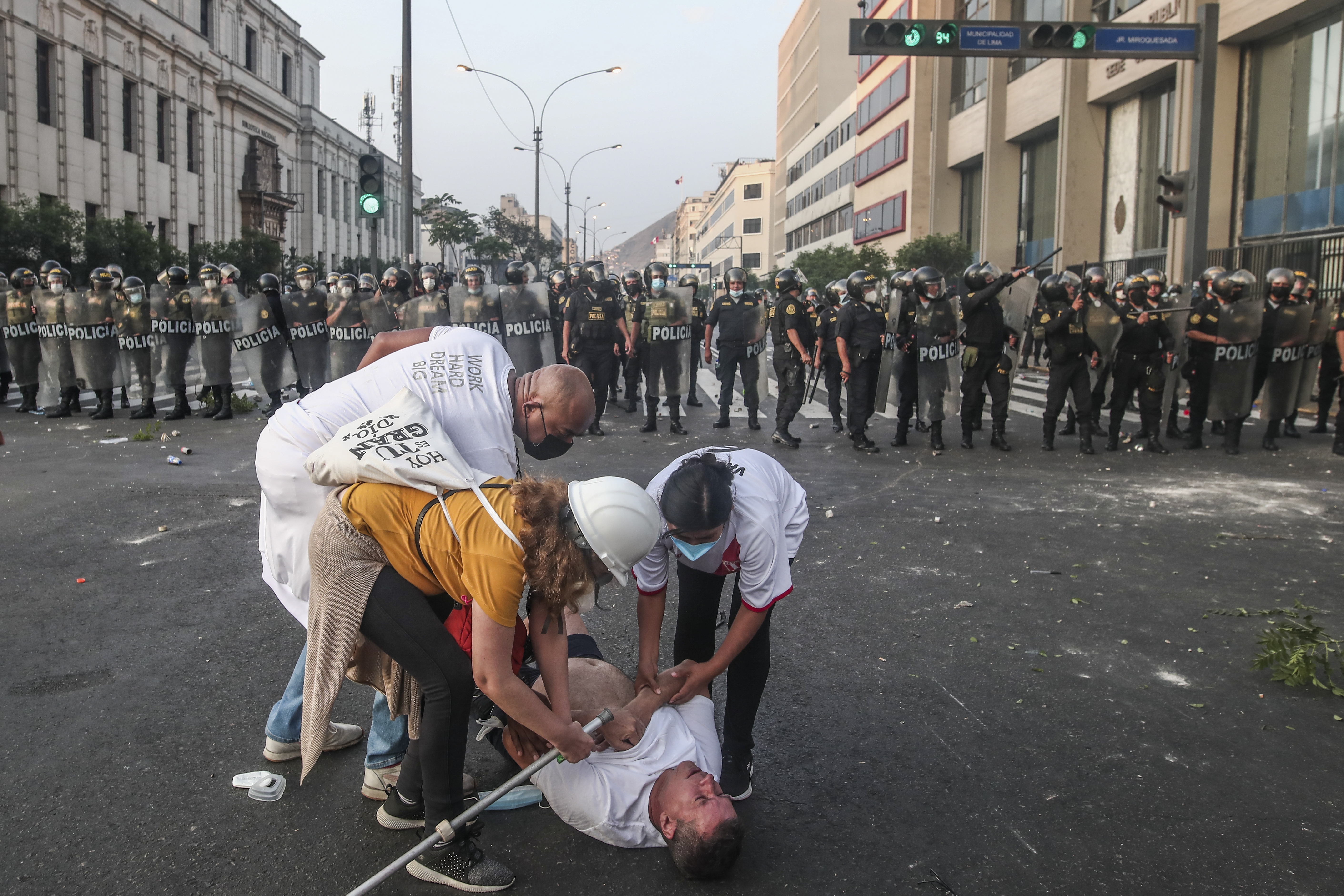 PERU-PROTESTS/CURFEW